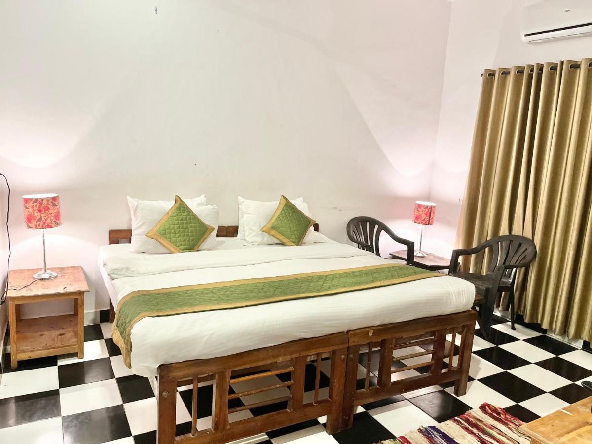 Red Sea Beach Resort 안주나 외부 사진