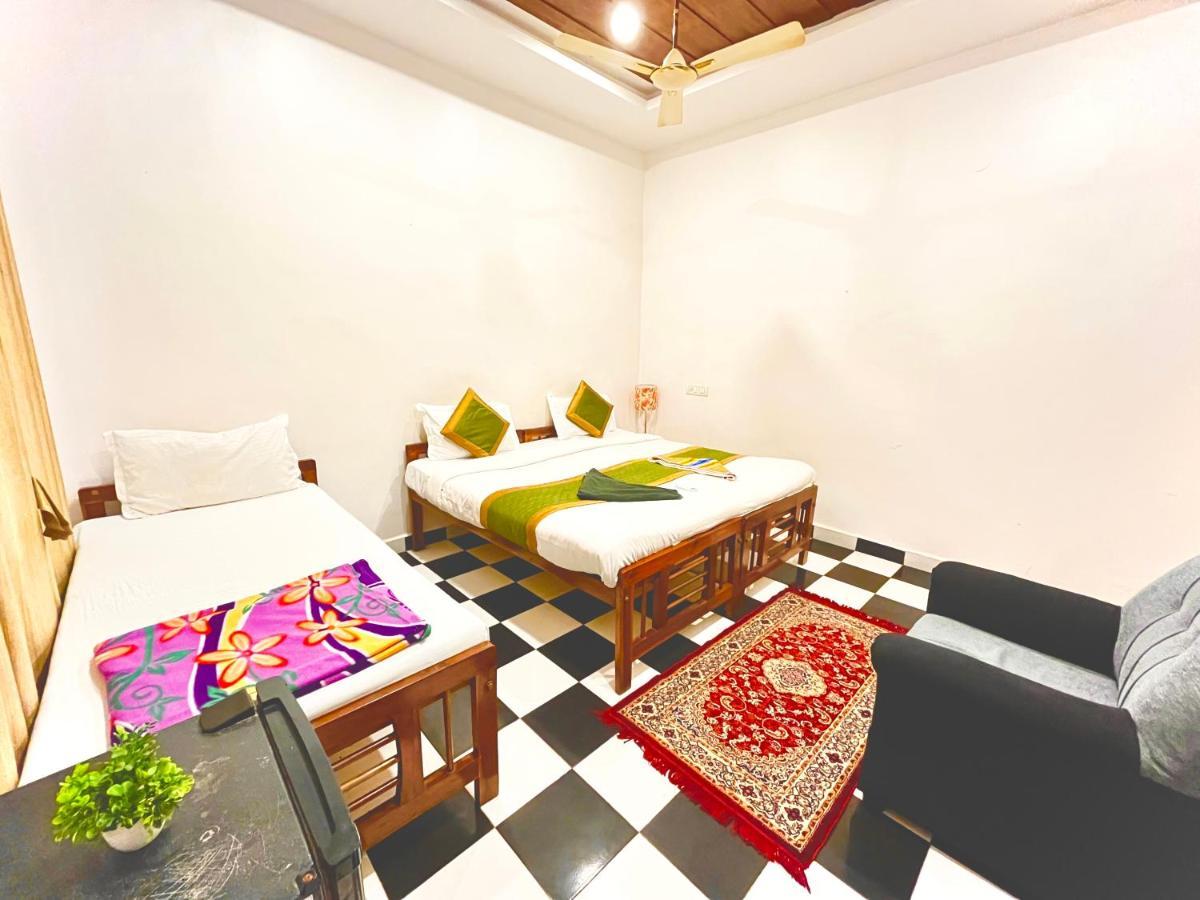 Red Sea Beach Resort 안주나 외부 사진